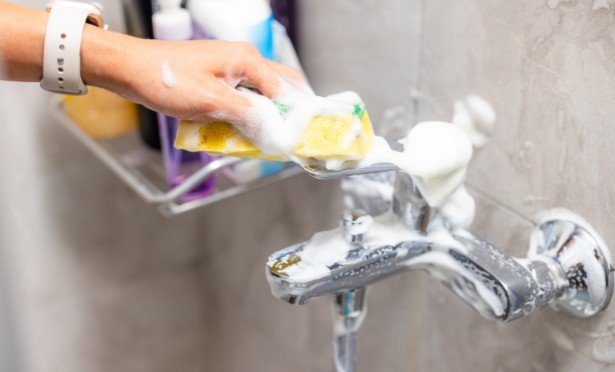 Easy Methods for Removing Hard Water Stains Without Damage