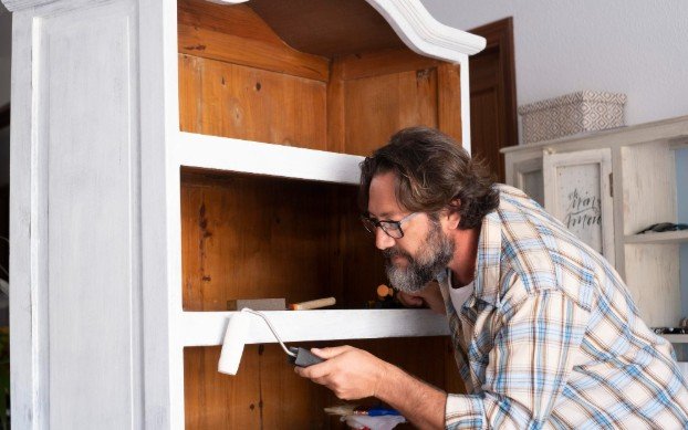 Replace Dated Knobs and Pulls